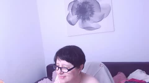 Christa online show from March 2026 09:40:02 PM