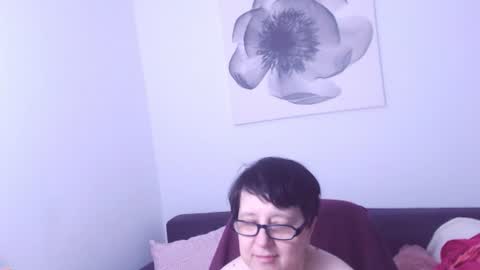 Christa online show from June 2026 02:16:01 AM