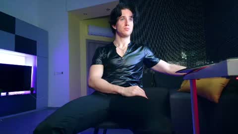 Snapshot of christianlevine_ chatting on July 2026 06:10:02 PM UPVOTE ME ------ ILL DO SOMETHING FOR FREE online show from July 2026 06:10:02 PM