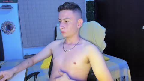 christmiller_1 online show from March 2025 12:42:02 AM