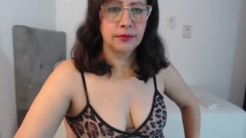 Snapshot of christy_ant chatting on June 2026 07:15:01 PM Christy online show from June 2026 07:15:01 PM