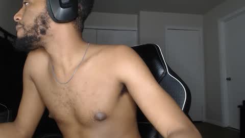 ChrisVacherx online show from April 2026 12:46:01 AM