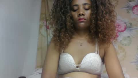 ciciazzhh online show from March 2026 10:35:01 PM