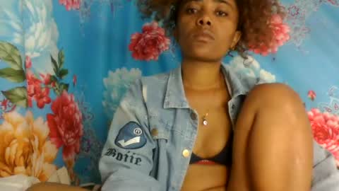 ciciazzhh online show from June 2026 11:52:01 PM