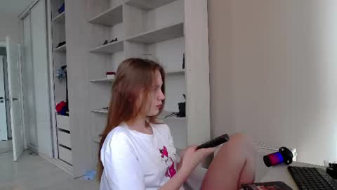 Snapshot of cindywood chatting on July 2026 08:44:02 AM Cindy online show from July 2026 08:44:02 AM