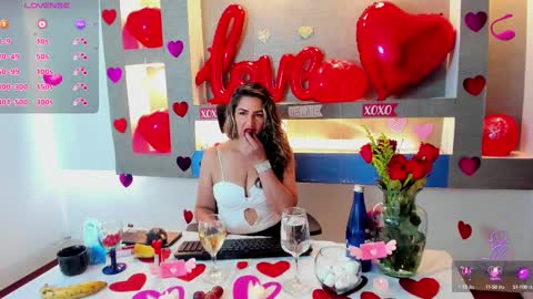 Cinthya  online show from February 2025 02:54:02 PM