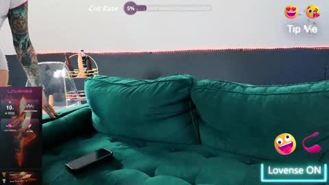 Circescream online show from March 2026 08:09:01 PM