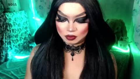 Snapshot of cj_parker69 chatting on July 2026 06:01:02 PM QUEEN CESS online show from July 2026 06:01:02 PM
