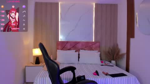 clairemillerx online show from July 2026 08:00:01 PM