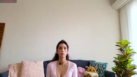 clairevarhol online show from June 2026 03:22:01 PM