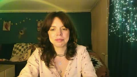 Snapshot of clancyosbourne chatting on May 2026 06:15:02 PM Clancy online show from May 2026 06:15:02 PM