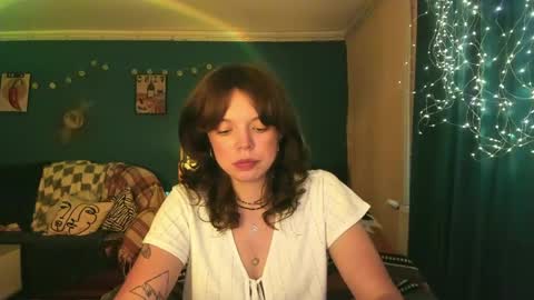 Snapshot of clancyosbourne chatting on June 2026 05:18:01 PM Clancy online show from June 2026 05:18:01 PM