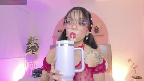 C L A R A online show from April 2026 03:40:02 AM