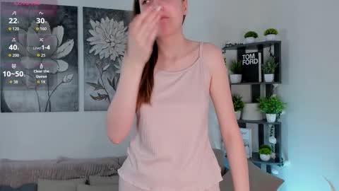 Lora online show from March 2026 01:42:01 AM