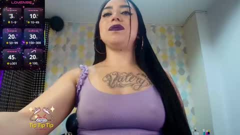 CLARISE ALLEN online show from November 2025 03:19:02 PM