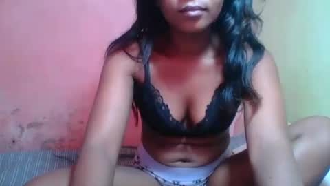 clarissezz online show from May 2026 06:43:01 AM
