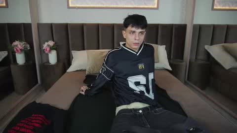 Clark online show from March 2026 07:37:02 AM