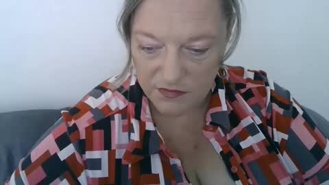 ClaudineDDD online show from January 2025 06:41:02 PM