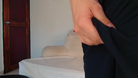    online show from March 2026 09:32:02 PM