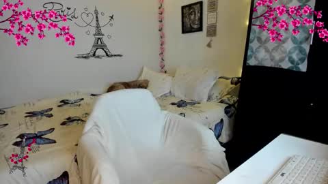 cleo_christmas online show from March 2026 12:14:01 AM