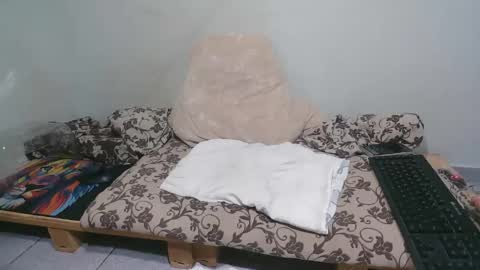 cleopatrahot01 online show from March 2026 05:25:01 PM