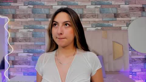 cloe_1tay online show from April 2026 03:11:02 AM