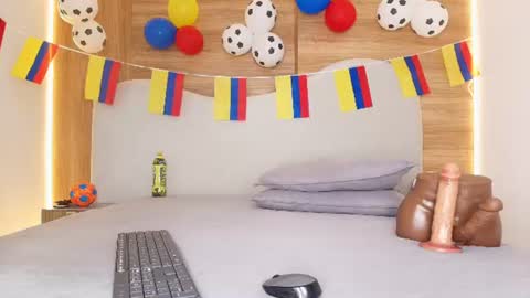 Cloe  Stanfort online show from June 2026 07:14:01 PM