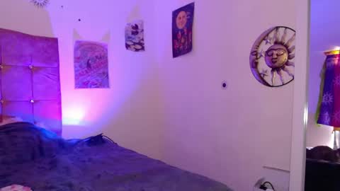 cloe_sun_ online show from April 2026 07:48:01 PM