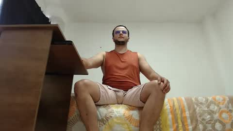 cloudsfunxxx online show from May 2026 05:42:02 PM