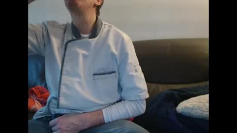 clouplefun online show from November 2025 07:40:02 AM