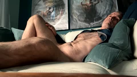 clydeninethousand online show from October 2025 01:17:02 PM