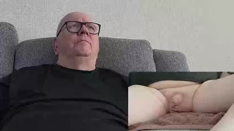 Snapshot of cockneymack51 chatting on March 2026 02:31:02 PM Charlie. online show from March 2026 02:31:02 PM