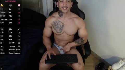 Snapshot of colombianmuscle8 chatting on June 2026 03:50:02 AM colombianmuscle8 online show from June 2026 03:50:02 AM