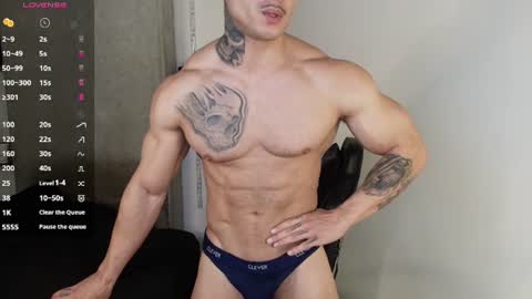 Snapshot of colombianmuscle8 chatting on July 2026 03:18:02 PM colombianmuscle8 online show from July 2026 03:18:02 PM