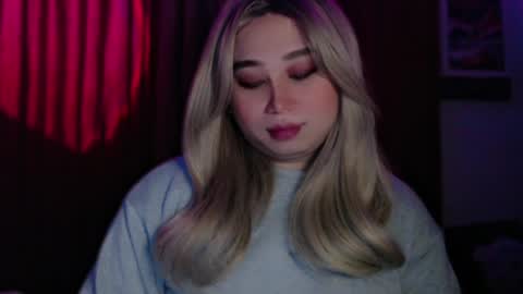 Snapshot of corefinder_xx chatting on April 2026 04:57:01 AM corefinder_xx online show from April 2026 04:57:01 AM