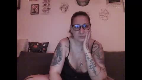 corsetlady online show from December 2024 05:47:02 PM