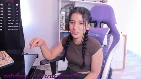 Snapshot of cositarika__ chatting on July 2026 01:47:01 PM Lunita online show from July 2026 01:47:01 PM
