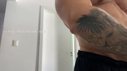 couplemuscle40 online show from December 2025 12:55:02 PM