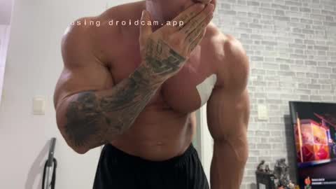 couplemuscle40 online show from March 2026 06:14:02 PM