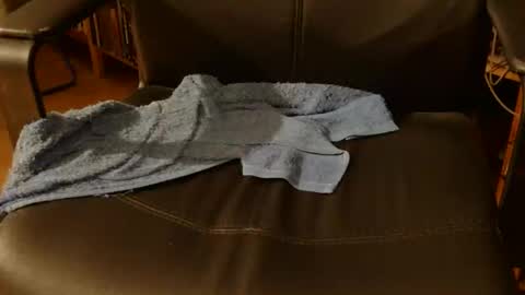 coyote017 online show from May 2026 04:58:02 PM