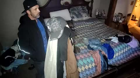 Back Woods Couple online show from February 2026 09:06:02 AM