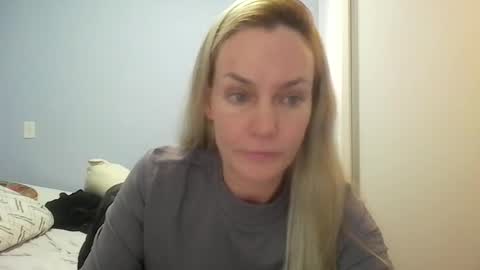 Snapshot of crazyanny chatting on June 2026 12:36:02 PM Anny online show from June 2026 12:36:02 PM