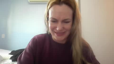 Snapshot of crazyanny chatting on July 2026 10:54:01 AM Anny online show from July 2026 10:54:01 AM