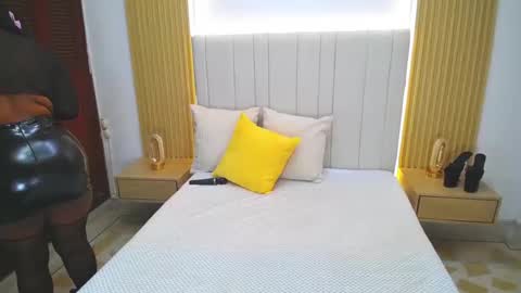 Sara online show from March 2026 12:49:02 PM