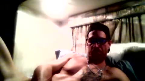 Snapshot of crazybuilder1 chatting on February 2026 05:45:01 AM crazybuilder1 online show from February 2026 05:45:01 AM