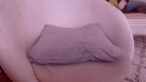 Camille online show from October 2025 01:22:01 PM