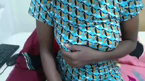 Ebonie online show from October 2025 07:14:01 PM