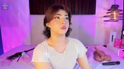 Snapshot of creamy_angelo chatting on June 2026 01:05:01 AM creamy_angelo online show from June 2026 01:05:01 AM
