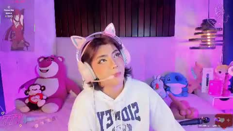Snapshot of creamy_angelo chatting on June 2026 10:45:02 PM creamy_angelo online show from June 2026 10:45:02 PM
