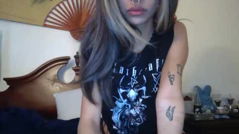 bunni xoxo online show from March 2026 07:14:01 PM